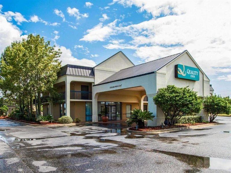 Quality Inn Foley Bagian luar foto