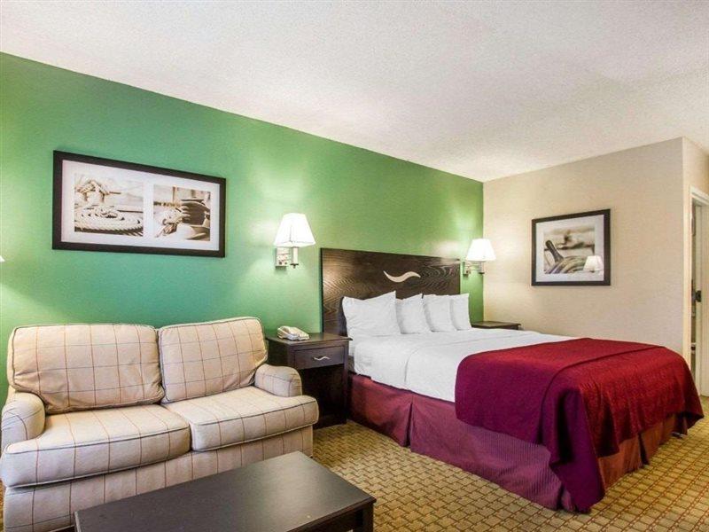 Quality Inn Foley Bagian luar foto