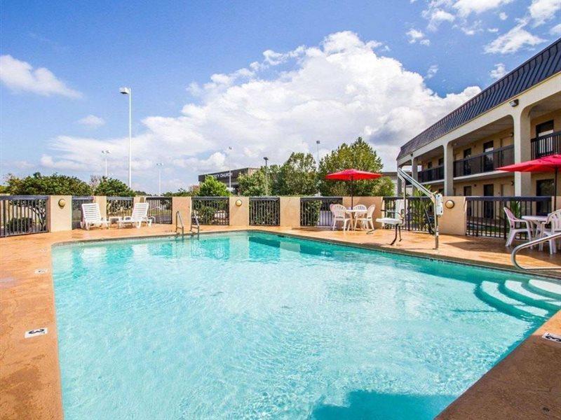 Quality Inn Foley Bagian luar foto