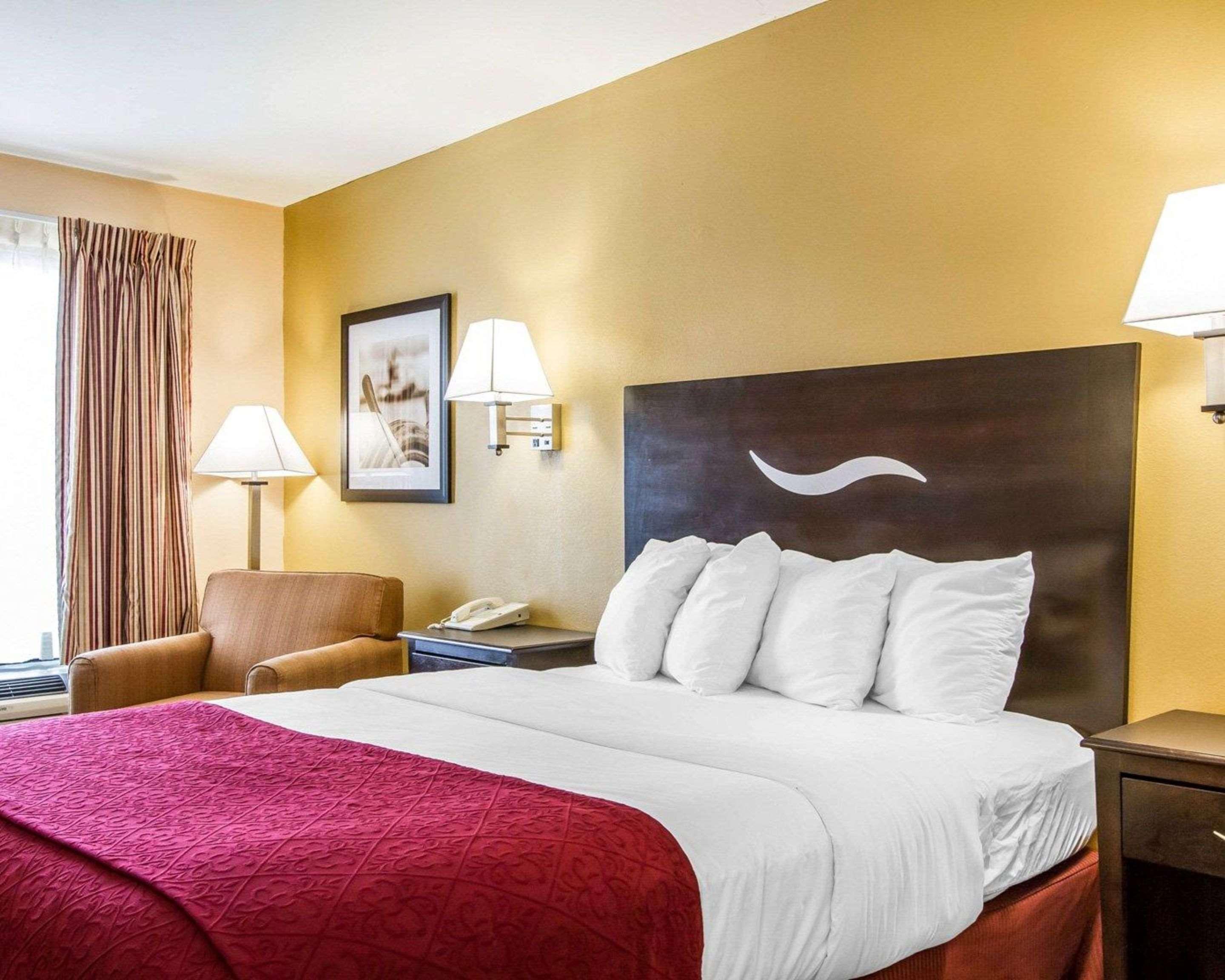 Quality Inn Foley Bagian luar foto