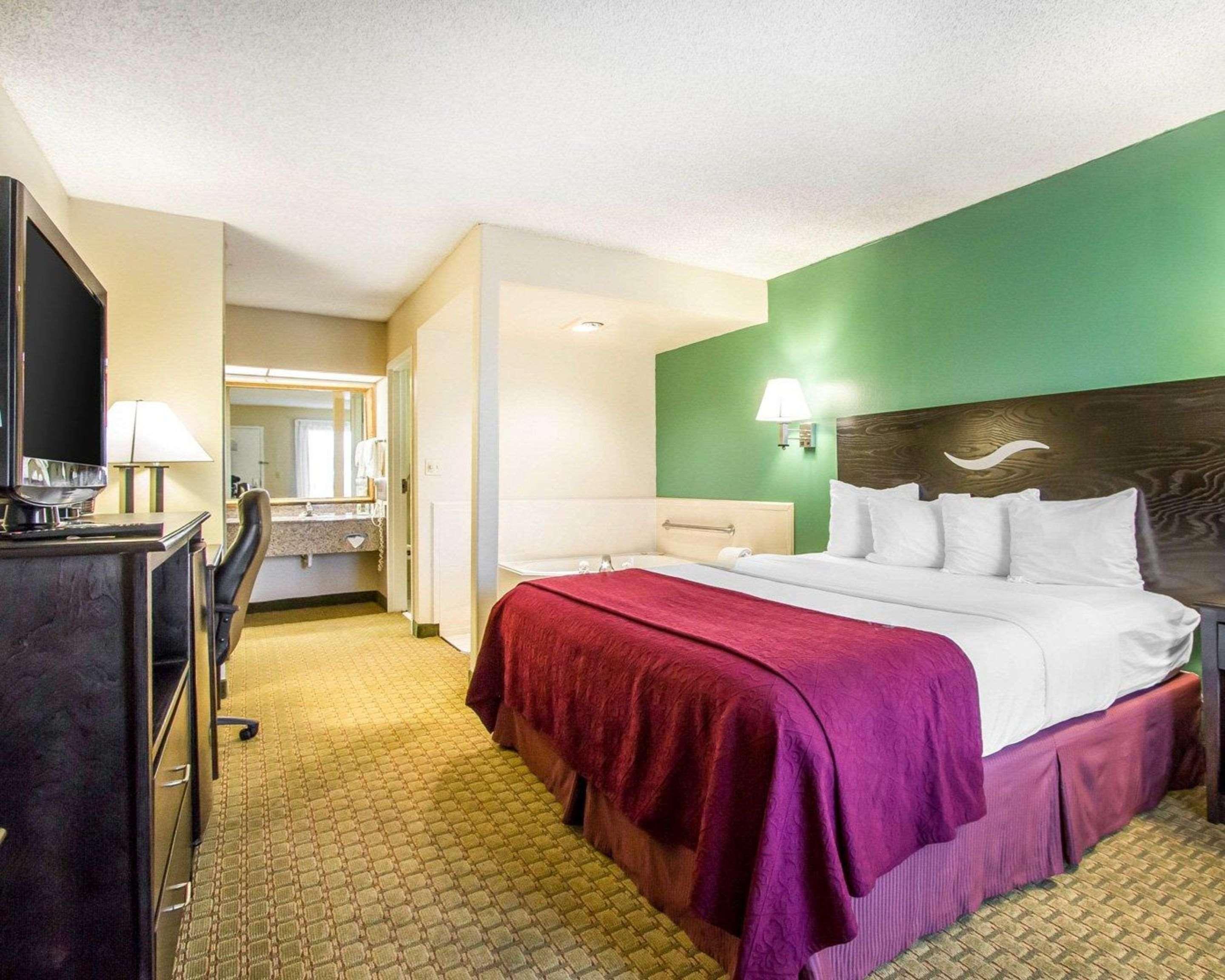 Quality Inn Foley Bagian luar foto