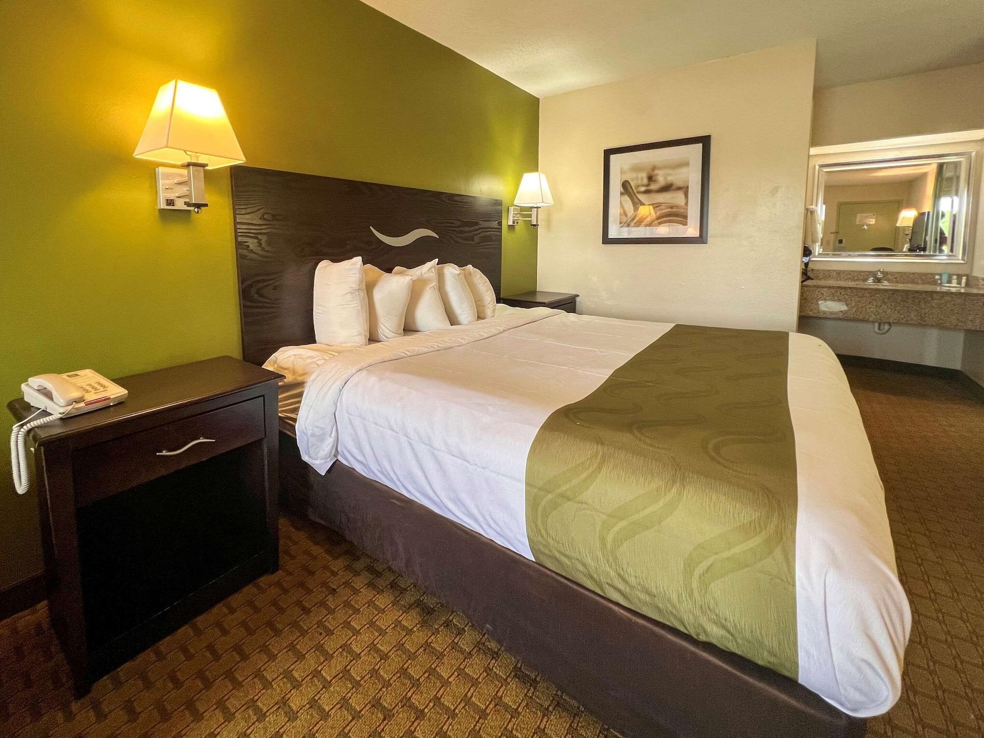 Quality Inn Foley Bagian luar foto