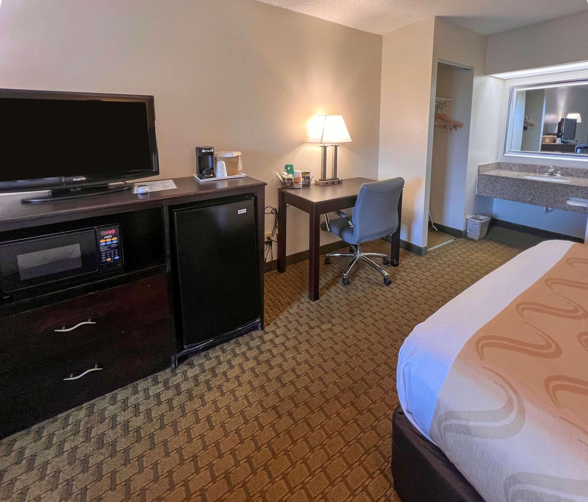 Quality Inn Foley Bagian luar foto